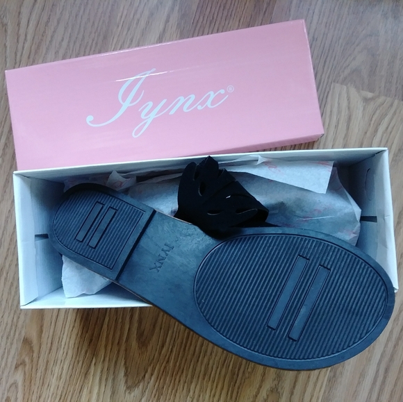 Black Sandals - Picture 5 of 8